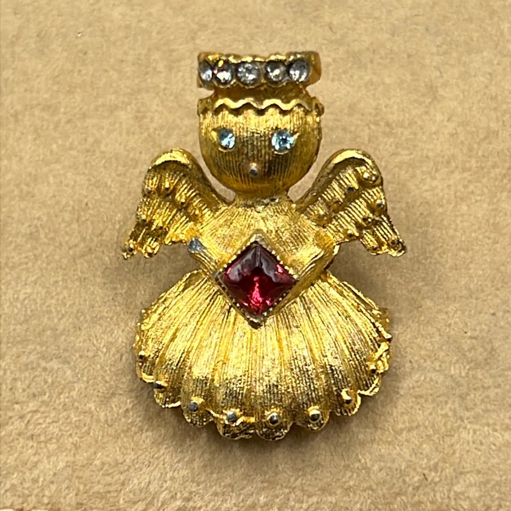 Vintage Ultra rhinestone angel brooch